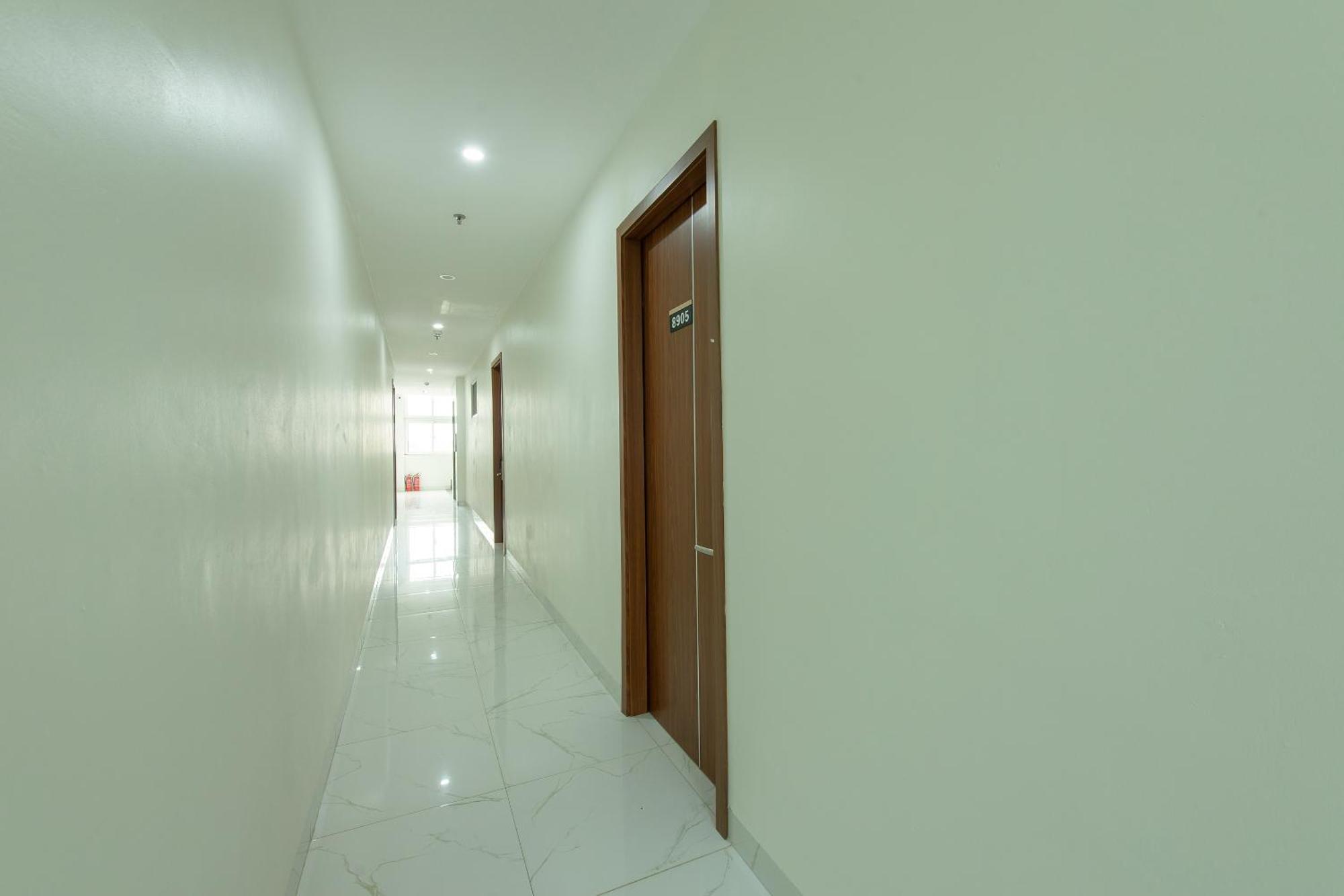 Capital O 417 Truong Son Hotel ฮานอย ภายนอก รูปภาพ